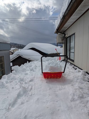 屋根の雪降ろし