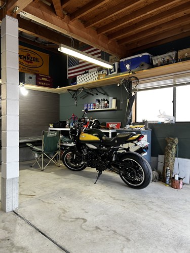 車庫の内装 アメリカンガレージ風